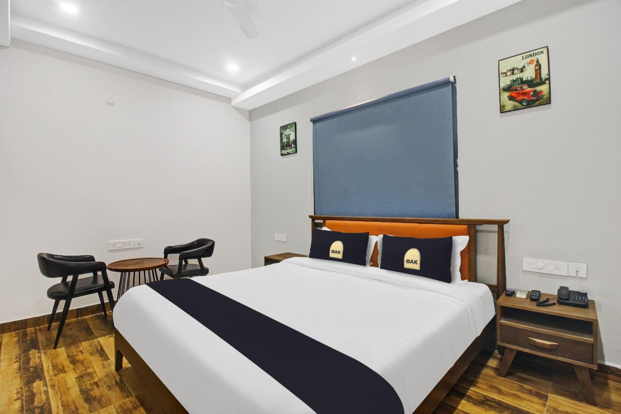 Super Townhouse Oak Hitec City Near Image Hospital Hyderabad Exterior foto
